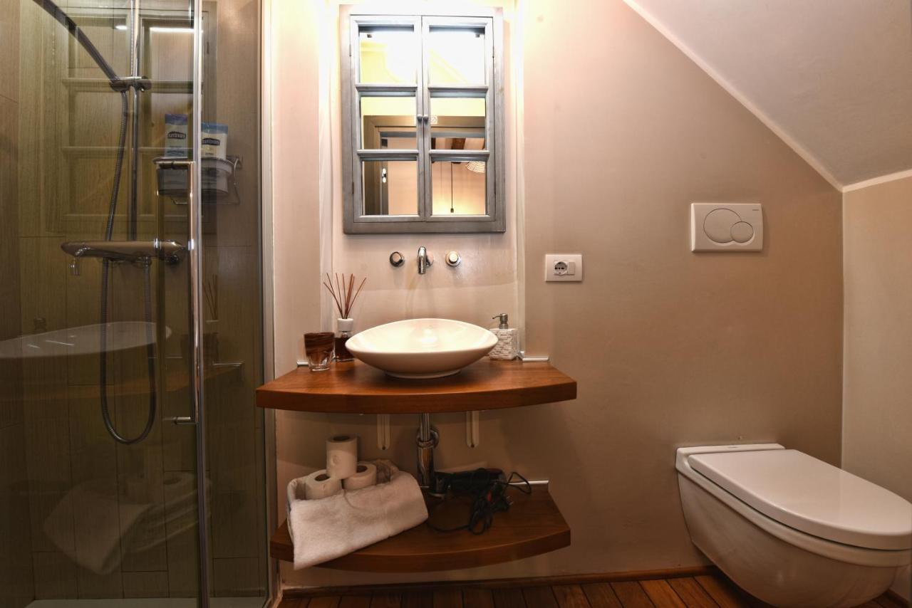 Lively Castello Comfort Room Private Bath & Privacy Венеция Экстерьер фото